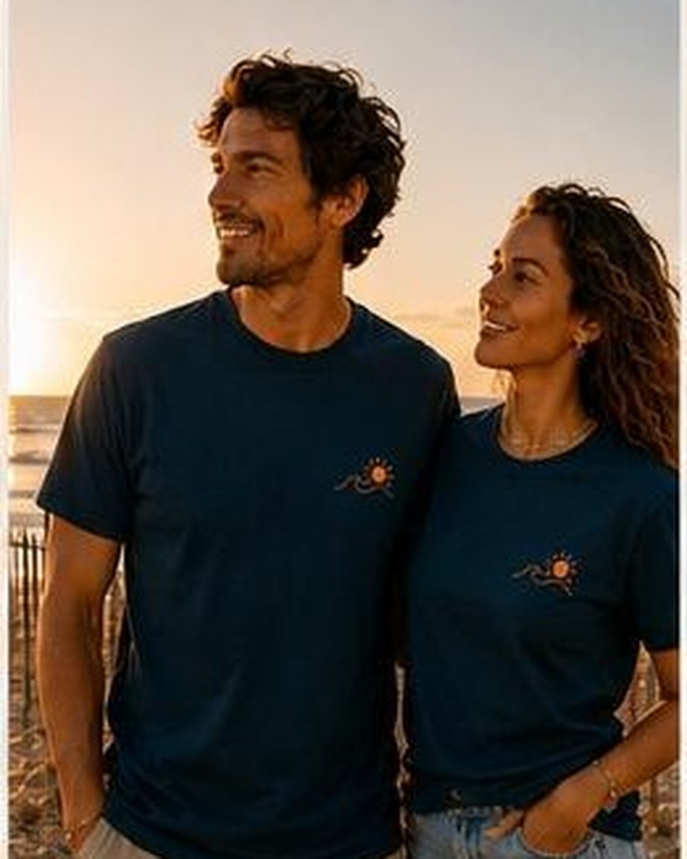 T-shirt Écume & Soleil motif Esprit Bassin bleu vert, signature flocage au cœur